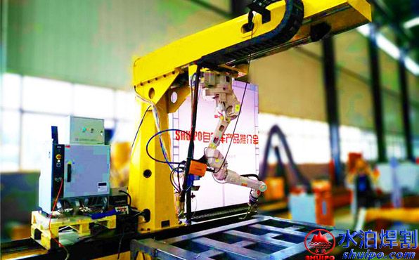 網(wǎng)格式箱板六自由度自動焊接機器人 網(wǎng)格式箱板六自由度自動焊接機器人